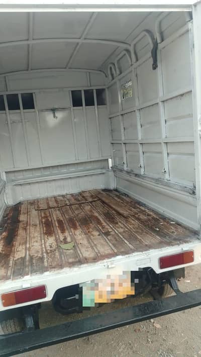 Suzuki Ravi Pickup cargo cabin, hood