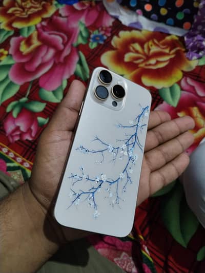 iPhone 16 pro max natural titanium for sale Brand new condition jv