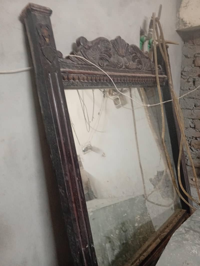 dressing table 0