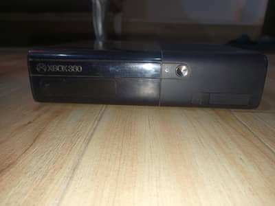  Xbox 360 Slim – Working Condition + 50 Games (Complete Set)