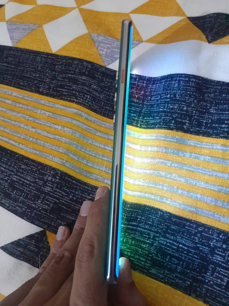 CAMON 40 Pro 2