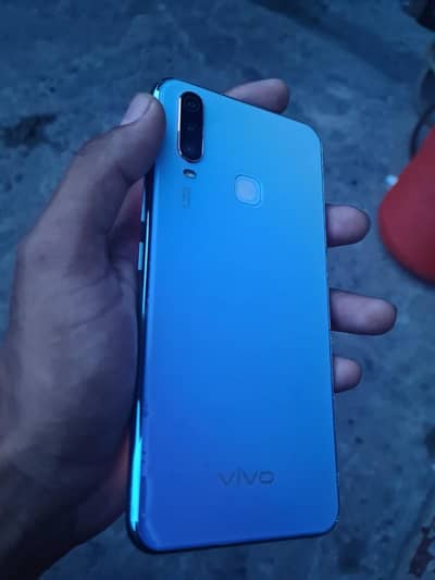 Vivo Y15
