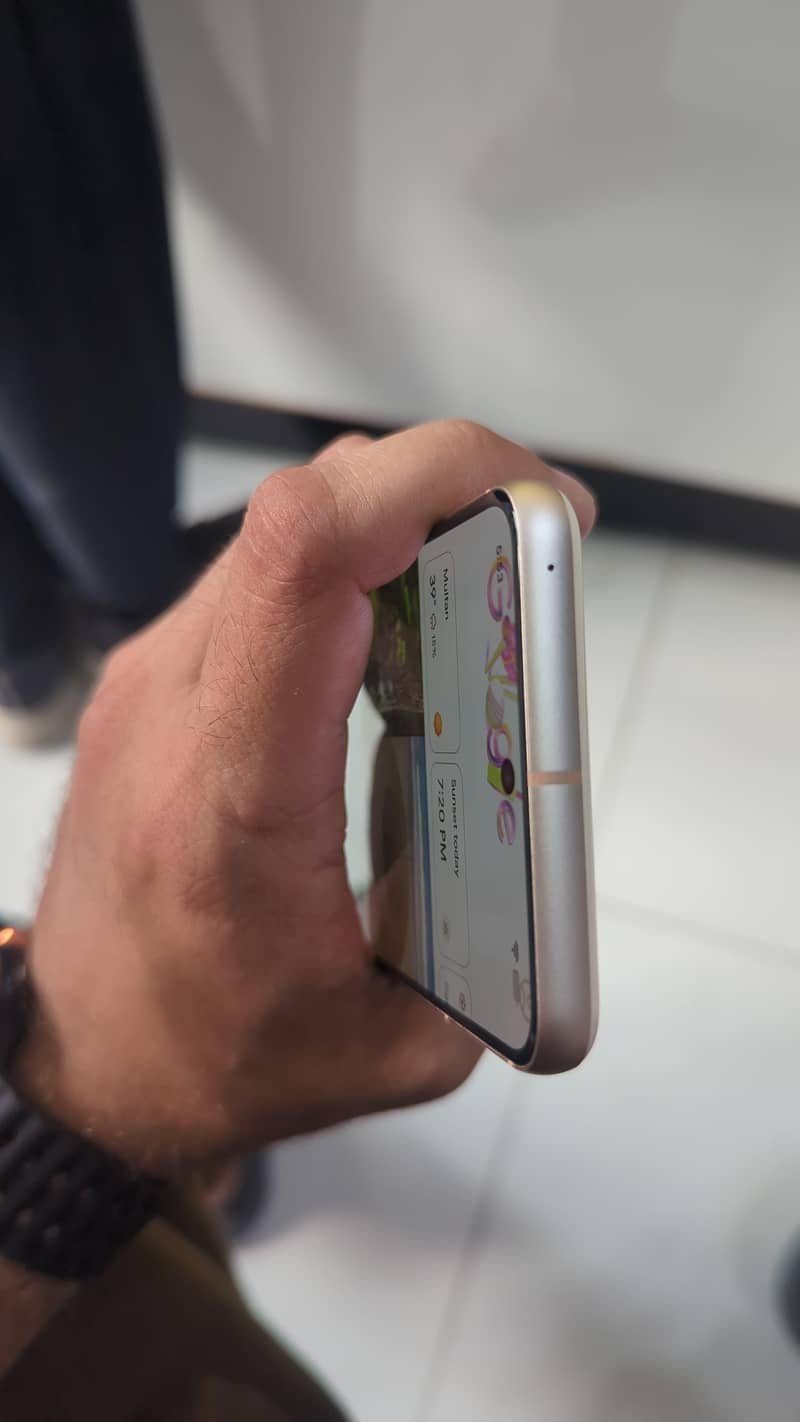Google Pixel 8 1