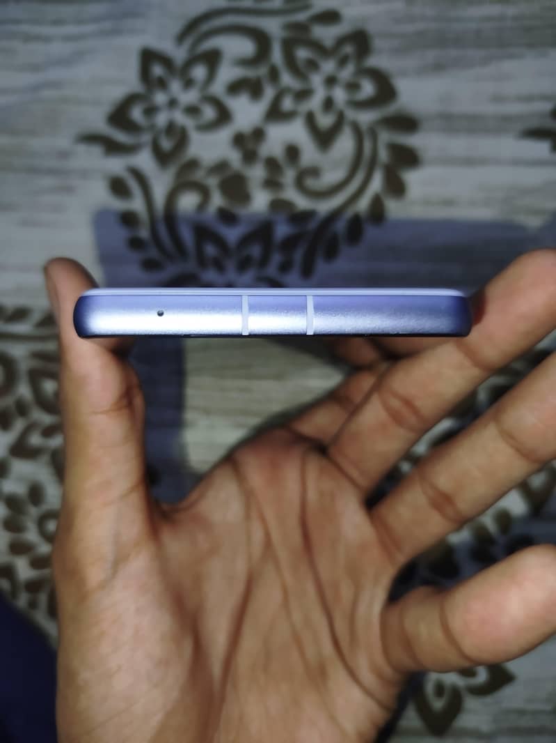 Google Pixel 7a 5