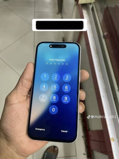 Apple iPhone 15
