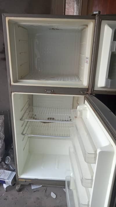 Dawlance fridge For Sale