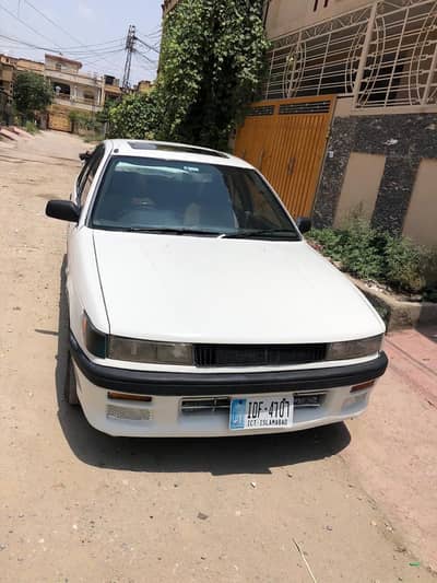Mitsubishi Lancer 1990
