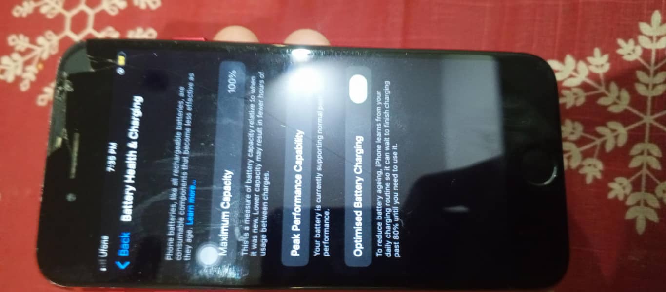 Apple iPhone 8 4