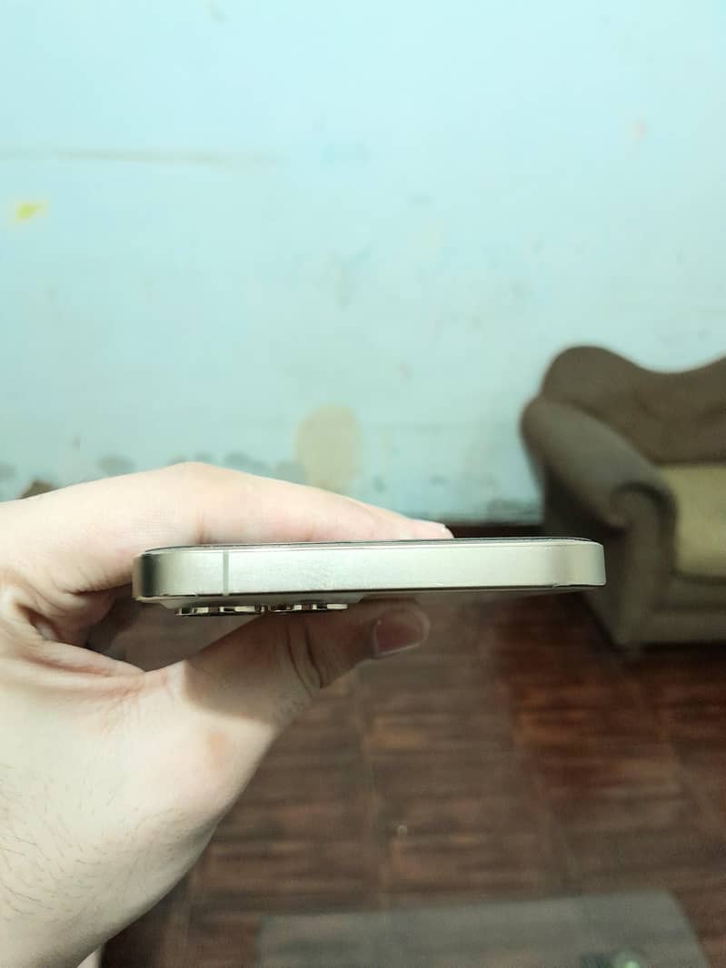 Apple iPhone 12 Pro Max 5