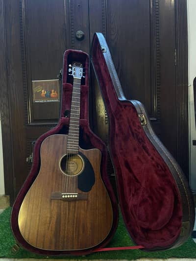 original fender guitar 10/10 with hard case