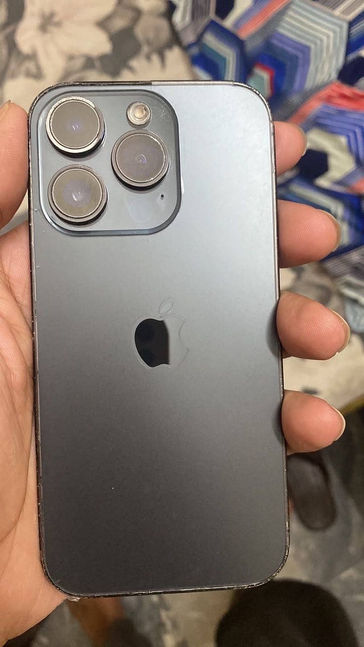 iPhone 14 Pro 1