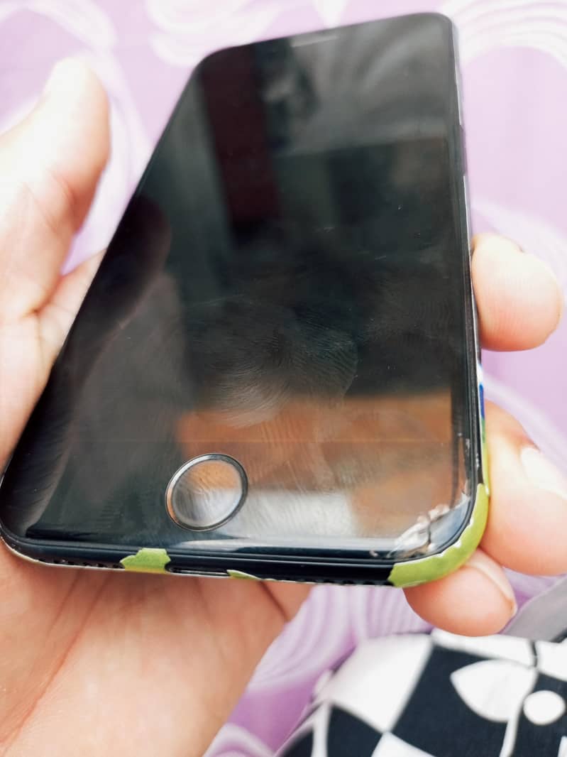 Apple iPhone SE 4