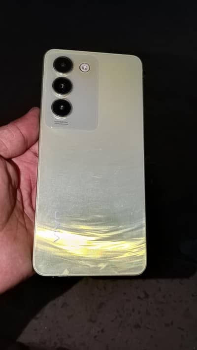 Vivo Y100