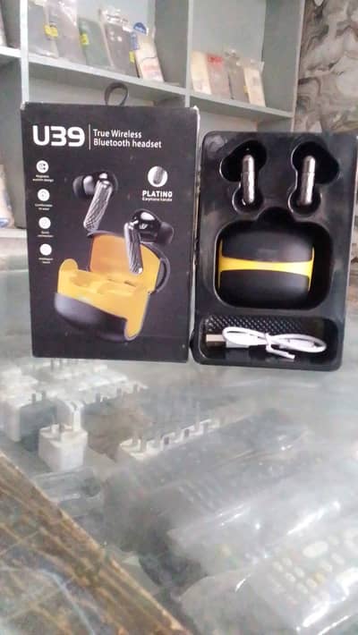 U39 Airpods
