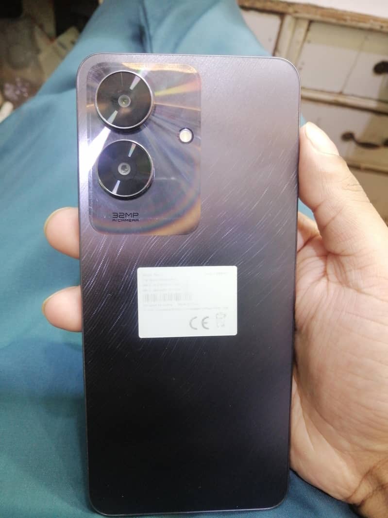 Realme Note 60 0