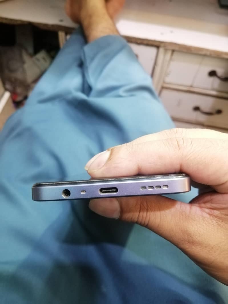 Realme Note 60 5