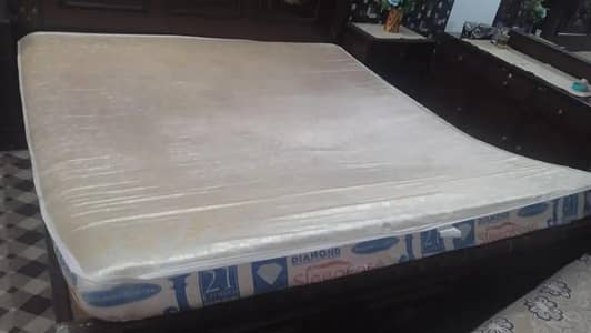 Madicated matress  King size