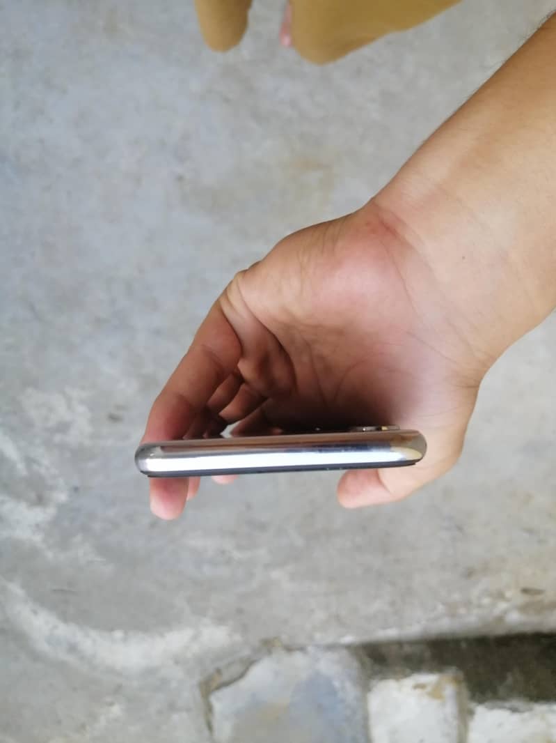 iphone x 4
