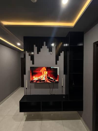 Dark theme 1 BHK/Studio Apartments Available Gulberg Parkhouse Apartments Per Day Rent