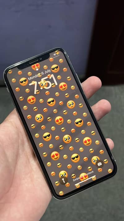Apple iPhone X Factory Unlocked