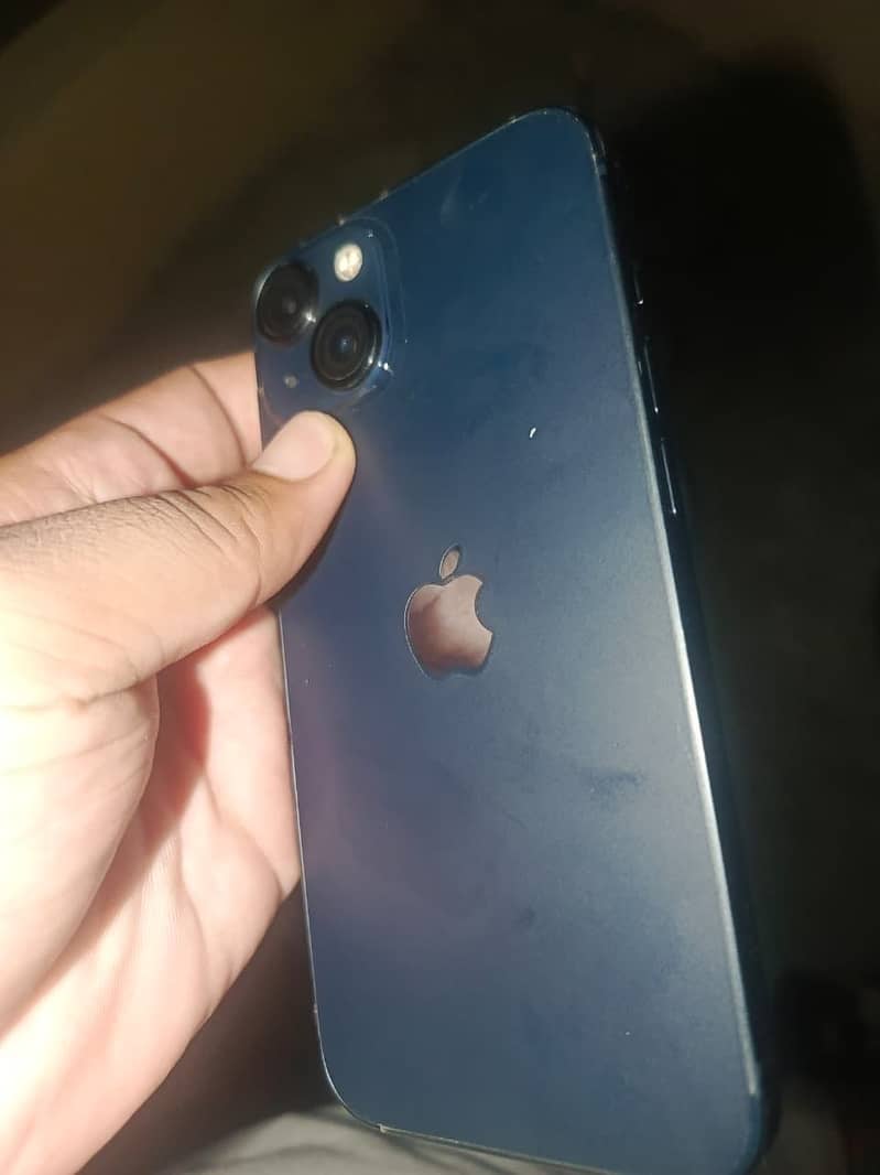 Apple iPhone 13 2