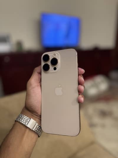 Apple iPhone 16 Pro Max