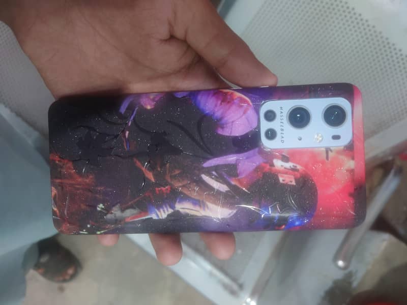 One Plus 9 Pro 6