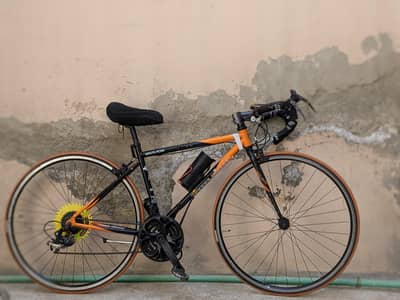 Road bicycle