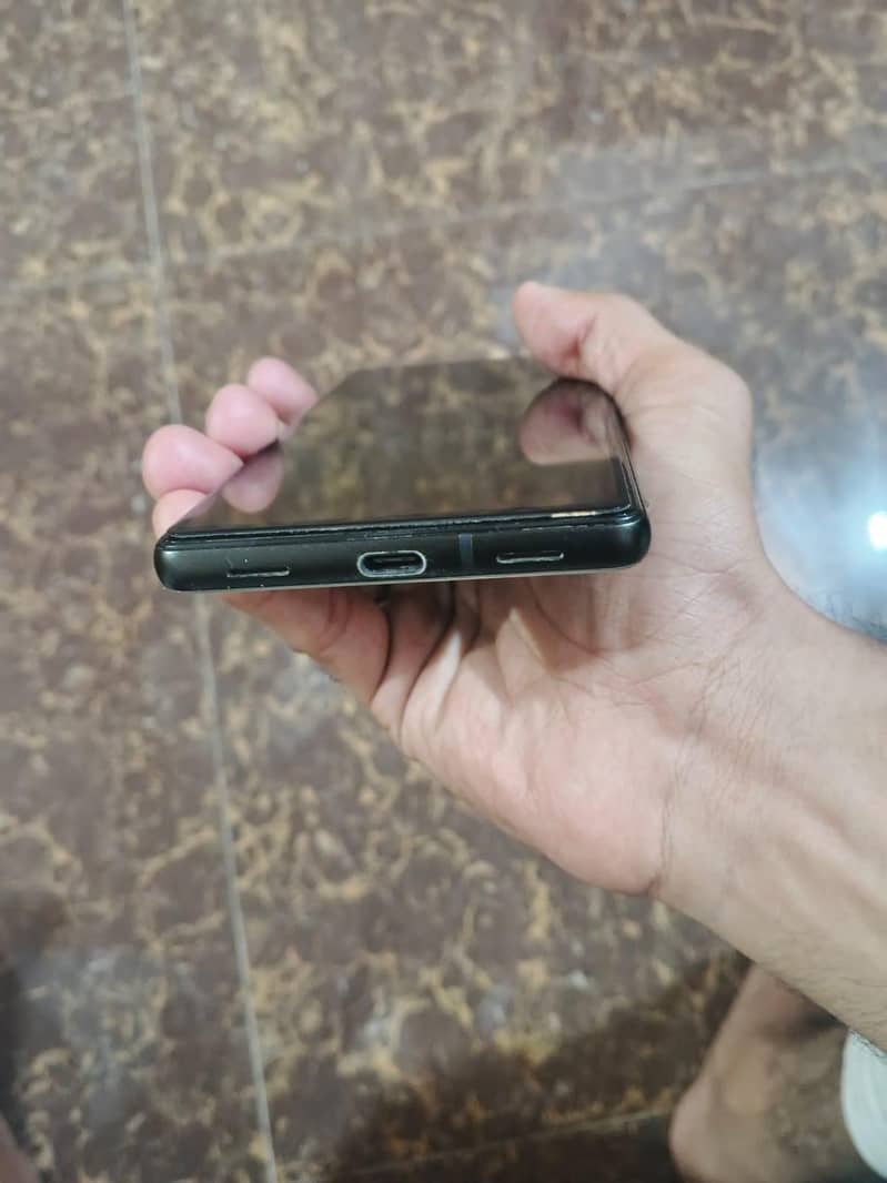 Google Pixel 6a 4
