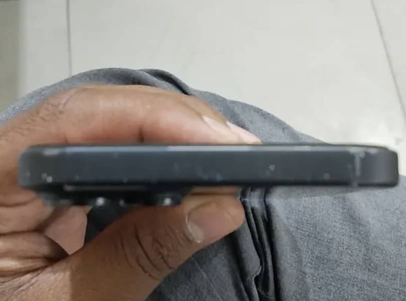 iPhone 15plus 3