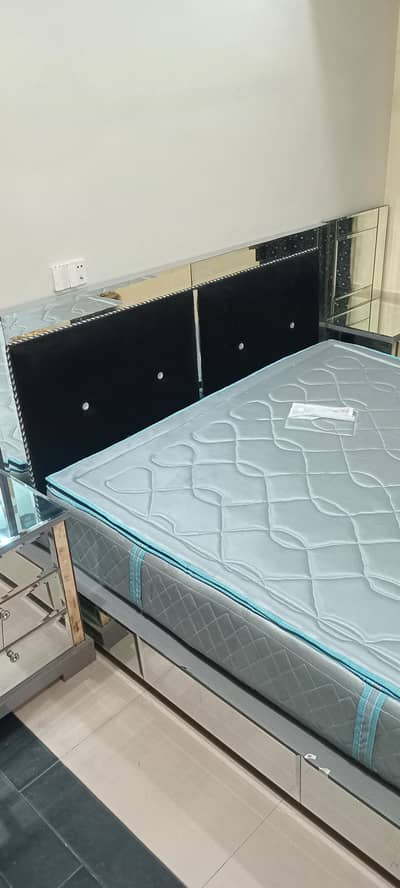 used mirror style bed set