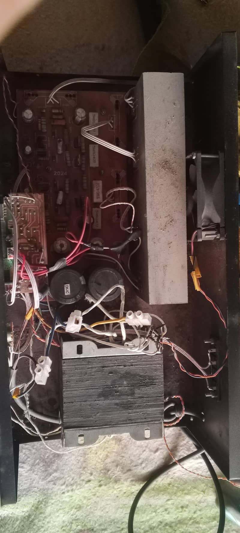 amplifier with speaker 2