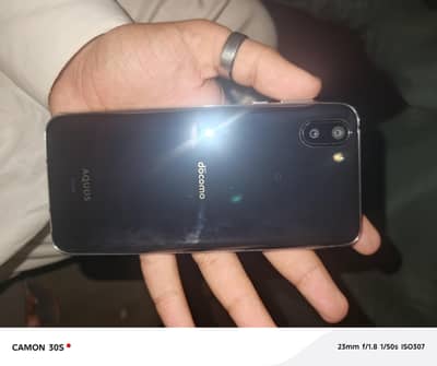 Sharp Aquos R2