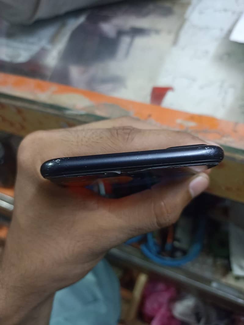 Apple iPhone 7 Plus 3