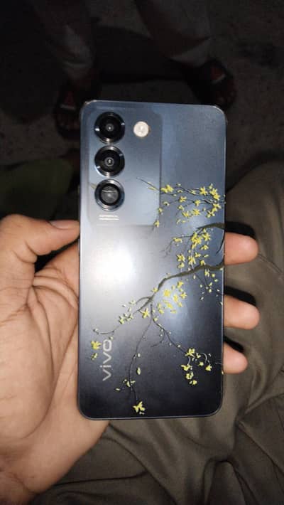 Vivo Y100