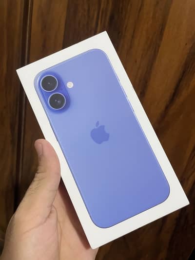 Apple iPhone 16