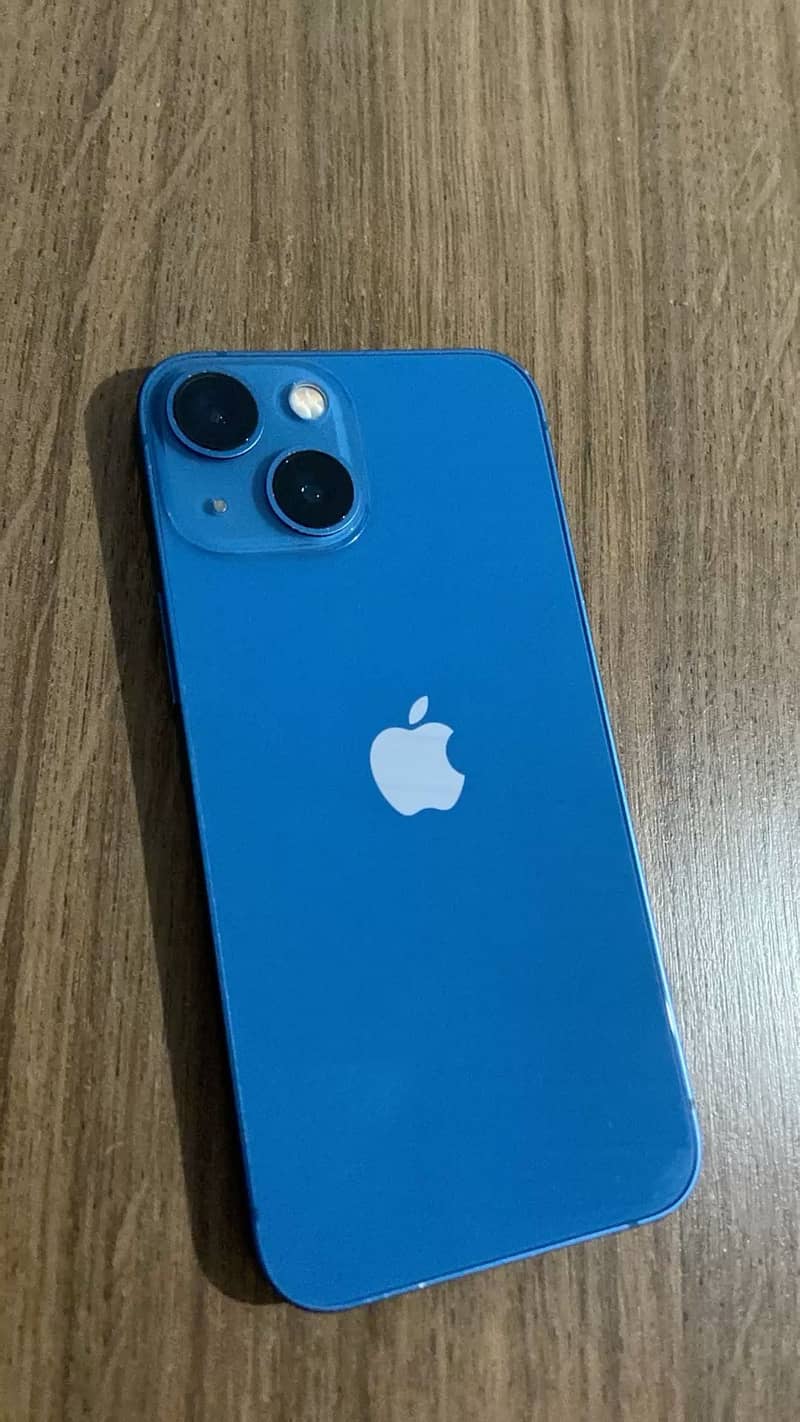 Apple iPhone 13 0