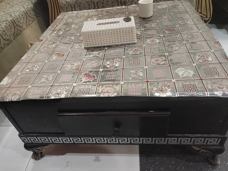 sofa set with table 1