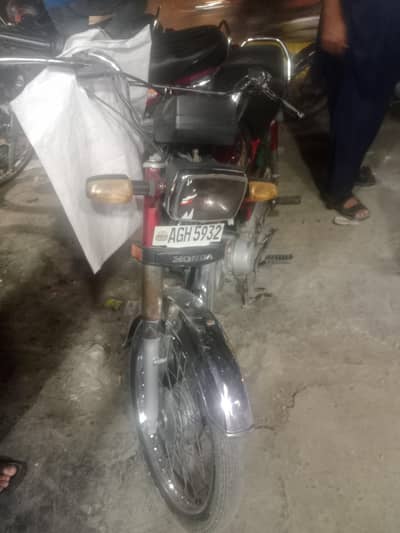 CD 70 2021 model bilkul ok ha