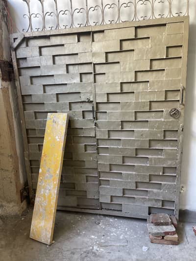 Main door 7x12