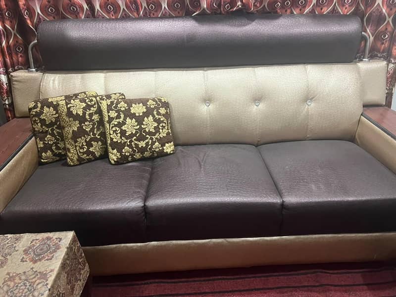 good condition sofa set 1