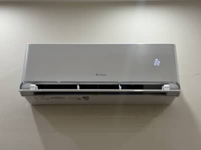 Gree airy inverter ac 1.5 ton