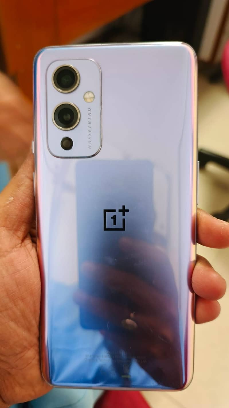 One Plus 9 Pro 1
