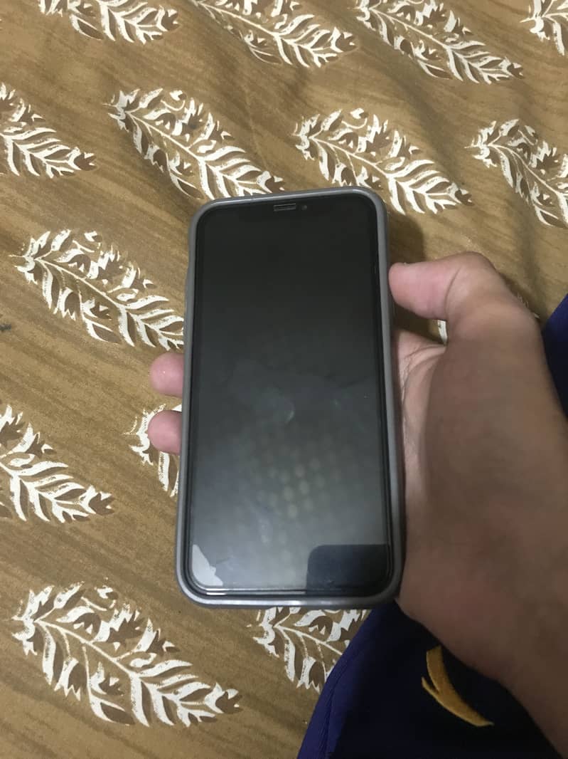 Apple iPhone X 0