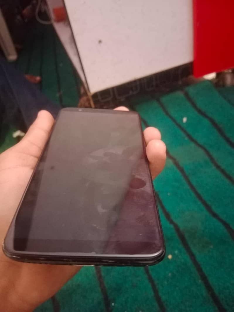 One Plus 5T 4