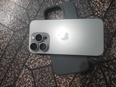 Apple iPhone 15 Pro