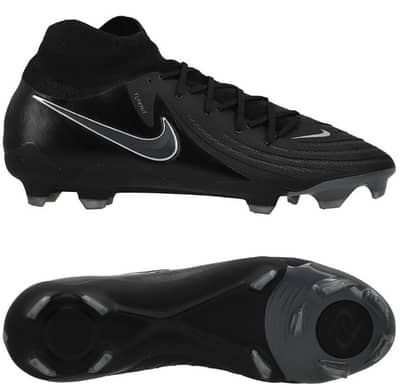 Football Shoes /Cleats Nike Phantom Luna 2 Size 42/43 Condition 10/8.5
