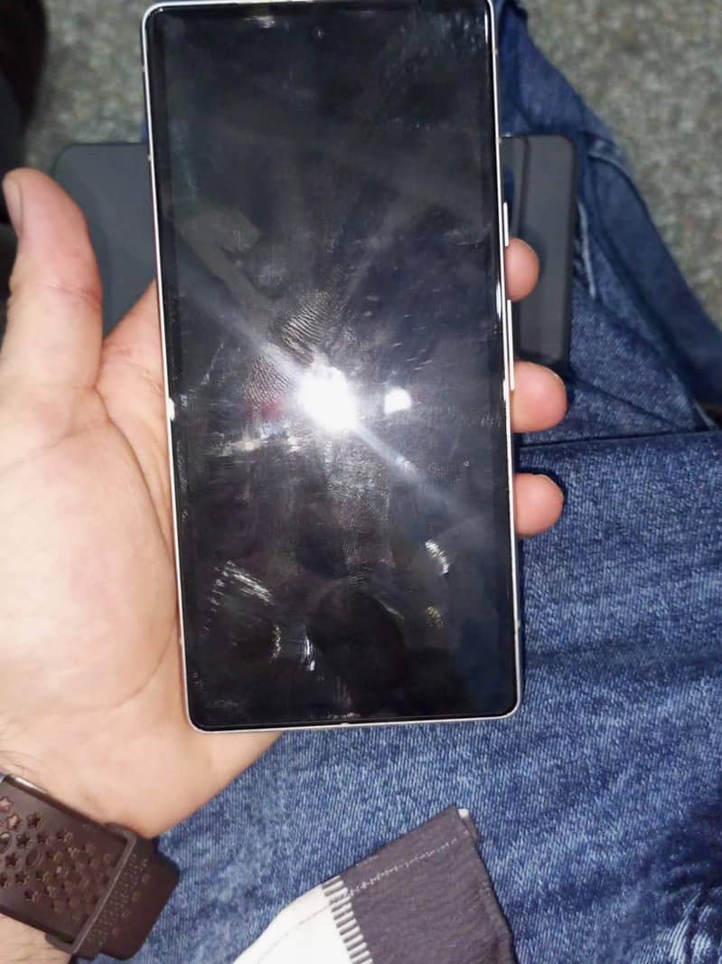 Google Pixel 7a 2