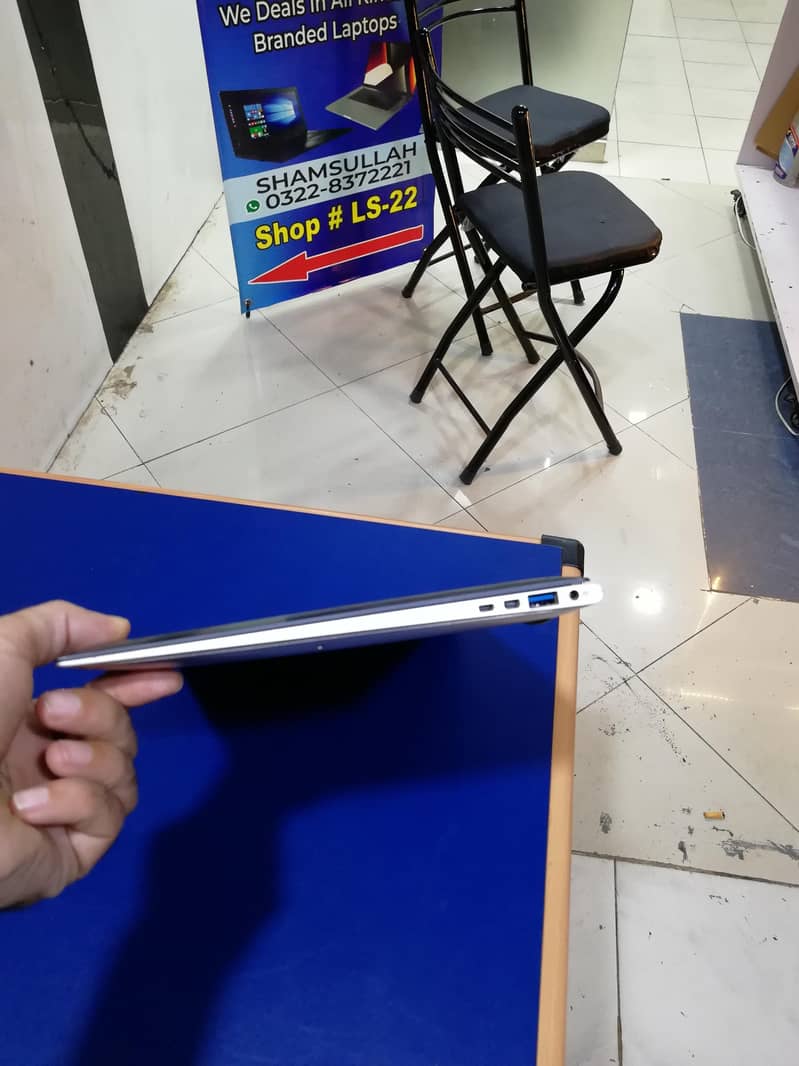 model UX31E notebook pc 2