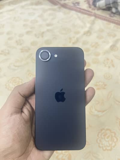 Apple iPhone 16e